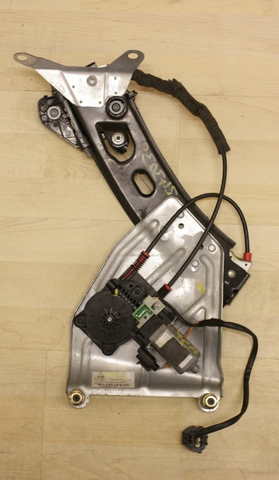 ✅ Ford Focus MK2 CC convertible conductor regulador ventana trasera motor 2006 - 2010 Foto 1 de 1