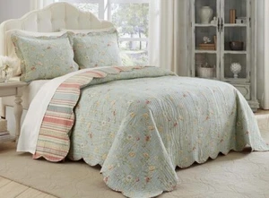 Waverly “Spring Bling” Modern Farmhouse Floral Reversible Quilt KING - Picture 1 of 6