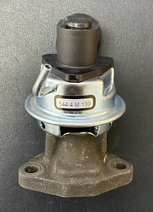 Standard Motor Products EGV528 NEW EGR Valve. made in USA - Picture 1 of 6