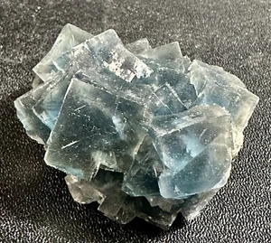 91.6 G Natural Cube Green/ Blue Fluorite Cluster Crystal Mineral Pakistan Rare - Picture 1 of 3