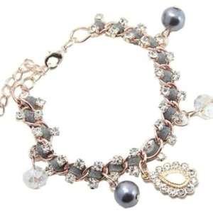 T&J Designs Gray Pearl and Crystal Bracelet with Velvet Pouch - Picture 1 of 4