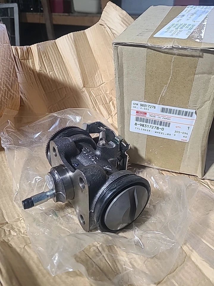 Conjunto de cilindro de rueda trasera ISUZU 8-98317278-0 Foto 1 de 1