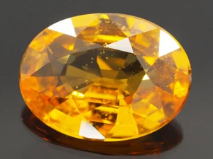 NATURAL MINE - OVAL YELLOW SAPPHIRE 1.67 CTS. - Picture 1 of 3