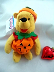 Disney Store Winnie the Pooh Pumpkin Halloween 8" Mini Plush Bean Bag-NEW - Picture 1 of 10