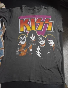 KISS OFFICIAL ORIGINAL ELDER SHIRT   ERIC CARR   FREHLEY  STANLEY  SIMMONS  1981 - Picture 1 of 10