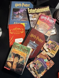 Harry Potter Lot Of 8 Items. Books, Puzzle, 3D Windows & Decoder, Magazine. - Picture 1 of 12