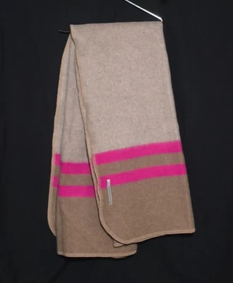 Manta de campo de alpaca Alicia Adams - Taupe claro tabaco rosa impactante Foto 1 de 3