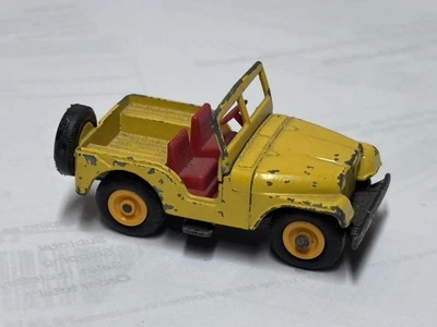 VINTAGE "MATCHBOX" SERIES No. 72 JEEP MADE IN ENGLAND BY LESNEY - Image 1 of 4