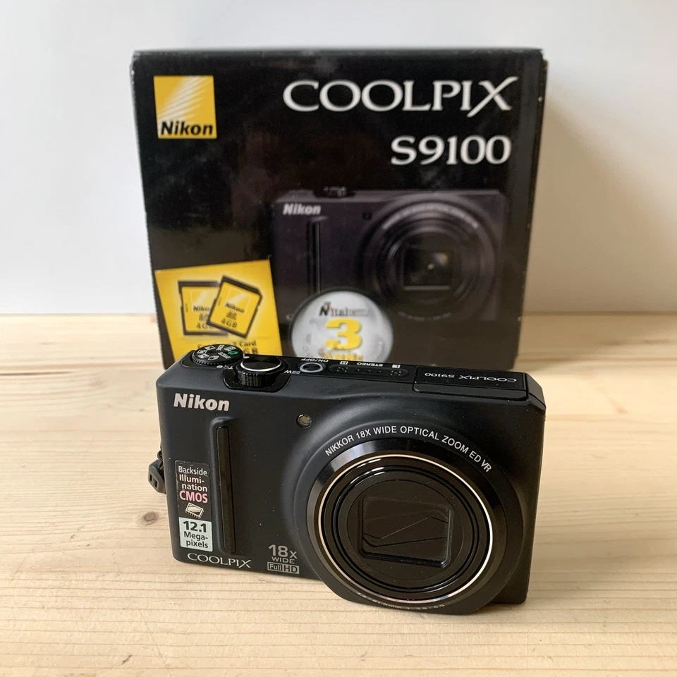 Fotocamera digitale compatta Nikon Coolpix S9100 12.1 MP 18x zoom ottico Full HD - Immagine 1 di 4