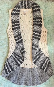 Max Studio Girls Sweater Vest Size L (14) Cream Gray Crochet Open Front Boho - Picture 1 of 4