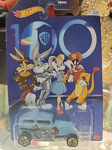 Hot Wheels Warner Bros WB 100 Midnight Otto Looney Toons - Wizard of OZ - Picture 1 of 2