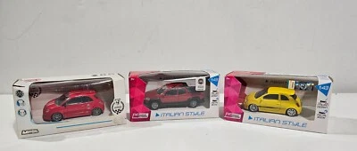 MONDO MOTORS 3 MODELLINI AUTO SCALA 1:43 -ABARTH 500,FIAT 695TRIB.FERRARI,STRADA - Immagine 1 di 4