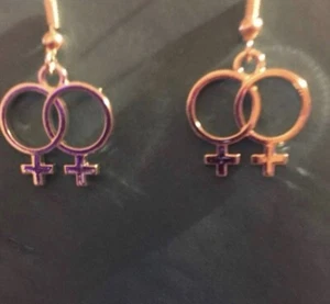 Double Female Symbol Lesbian Earrings Gay Pride LGBT Rainbow Love US Seller - Picture 1 of 1