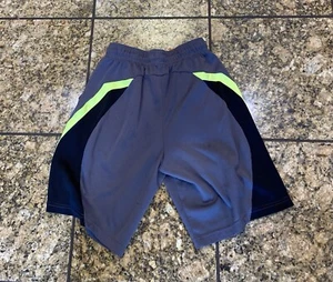 Pre Owned Boys Tek Gear Grey Basketball Shorts Size Medium 10-12 - Picture 1 of 2
