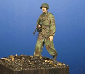 Explorador soviético ruso Razvedchik Rado 1/35 detrás de líneas enemigas con PPSh-41 RDM35020 - Imagen 1 de 1