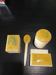 Vtg 1970s Hallmark Springbok Animals Critters Child's Plastic Desk Set - Picture 1 of 14