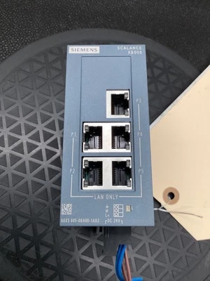 Conmutador Ethernet Siemens 6Gk5 005-0BA00-1AB2 USADO Foto 1 de 4