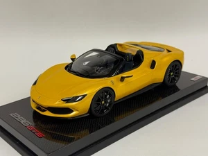 1/18 MR Collection Ferrari 296 GTS Giallo Tristrato on Carbon FE037SE2 BO062 - Bild 1 von 8