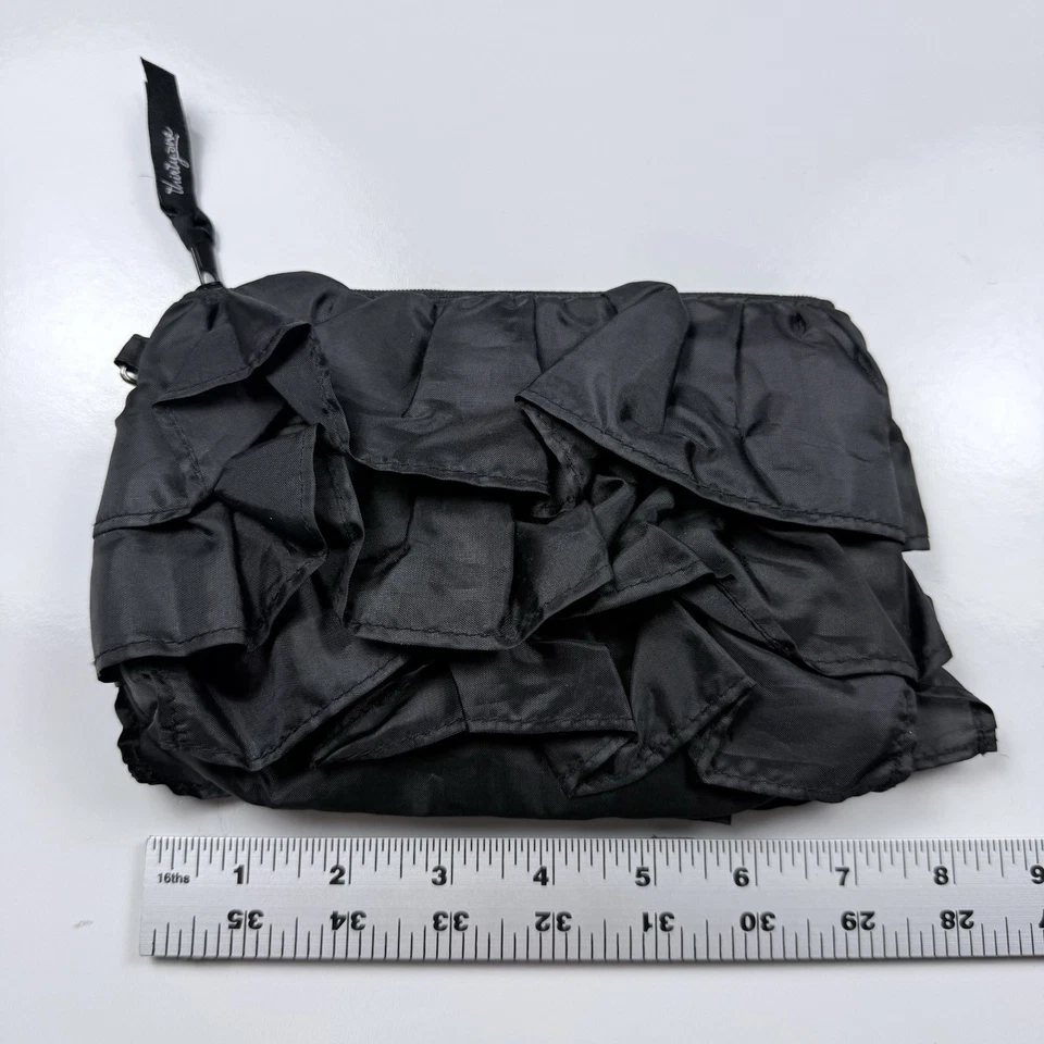 Bolsa cosmética Thirty-One preta com babado bolsa de viagem maquiagem estojo com zíper - Imagem 1 de 4