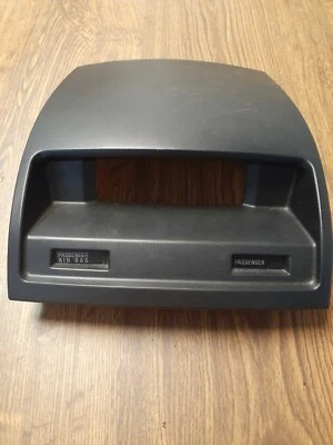 2004-2008 MITSUBISHI GALANT DASH MOUNTED CLOCK TRIM COVER BEZEL S5 — 第 1/2 张图片