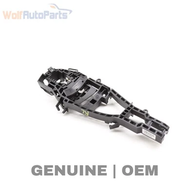 BMW 328D 2014-2018 - Soporte de manija exterior puerta trasera izquierda 7380545 Foto 1 de 4