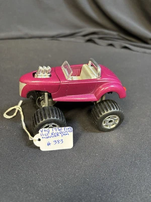 1932 FORD STREETROD Miniature It's The COOLEST MAN! S14B41-383 - Image 1 of 4