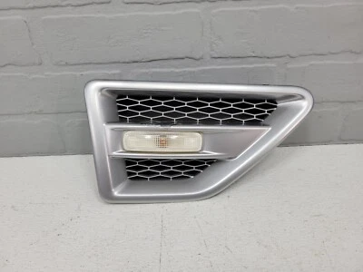 Land Rover LR2 2008-2012 pasajero delantero derecho guardabarros parrilla luz de señal de giro Foto 1 de 4