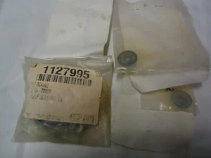 PALL 1127995 PACKING KIT V-704-7BD20 & PALL 1125782 SEAT VALVE (X2) - Picture 1 of 5