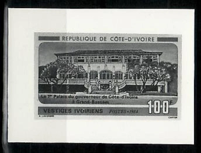 Photo Essay, Cote d'Ivoire Sc718 Architecture, Palace. - Image 1 of 1