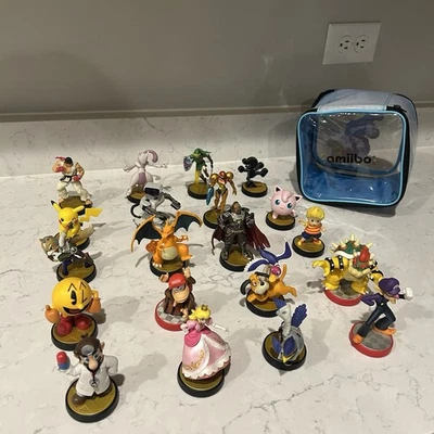 Amiibo Super Smash Bros Figure Collectible Lot Of 20 + 2015 Official Carry Bag - Image 1 of 4