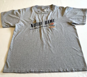 Camiseta Bordada 2001 Notre Dame Tostitos Fiesta Bowl Talla M Gris DEFECTOS LEER - Imagen 1 de 13