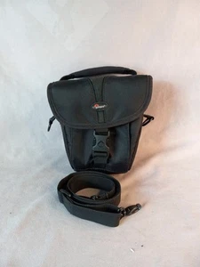 LowePro Rezo TLZ10 Digital 35mm Camera Carry Case Bag w/ Shoulder Strap - Picture 1 of 4