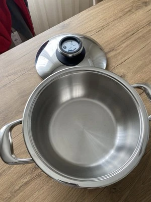 Amc Topf 4,4 Liter 24 cm -PREMIUM COOKING SYSTEM -Neuwertig - Bild 1 von 3