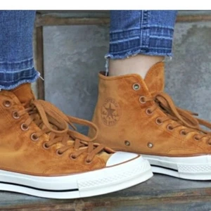 Zapatillas altas Converse de cuero naranja quemado unisex para mujer 8, para hombre 6,5 - Imagen 1 de 10