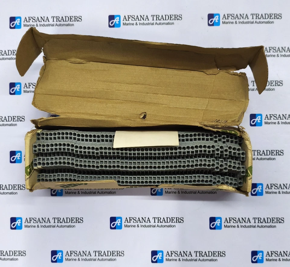 LOT OF 50X WAGO 870 IEC 60947-7-1 GRAY TERMINAL BLOCKS 4 CONDUCTOR 500V 2.5mm - Image 1 of 4