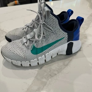 Nike Free Metcon 3 Athletic Training Sneakers Men’s Size 8.5 Grey Fog Activewear - Picture 1 of 10