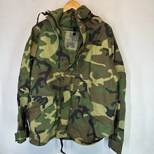US ARMY PARKA, EXTENDED COLD WEATHER, CAMOUFLAGED WOODLAND MEDIUM REGULAR - Bild 1 von 19