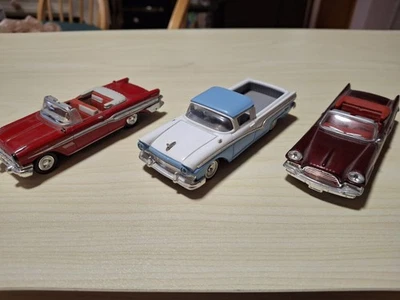 57 Ford, 57 Pontiac, 59 Chrysler 1/43 Scale (Lot of 3) - Image 1 of 2
