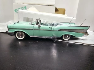 Danbury Mint 1/24 1957 Chevy Bel Air Convertible Surf Green w/ Box & Paperwork - Picture 1 of 12