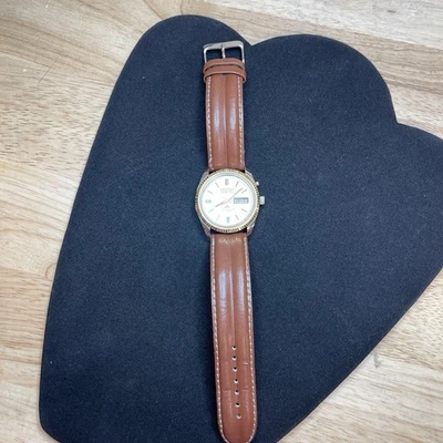 Reloj Ricoh Dynamic Wide Automático - 21 Joyas - Día/Fecha - De Colección Foto 1 de 4