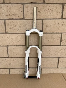 Rock Shox Lyrik Federgabel 26" x 8 1/4" Tapered Steerer 160mm Federweg neuwertig - Bild 1 von 12