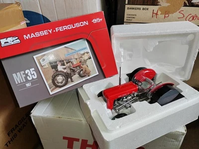Modelo Universal Hobbies Massey Ferguson 35 1957 1 de 1000 en caja 1/16 edición limitada Foto 1 de 3