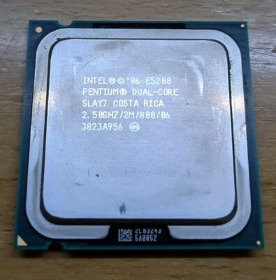 Intel Pentium E5200, SLAY7 - 2.5GHz / 2M / 800 / 06 - CPU Processore - Immagine 1 di 2