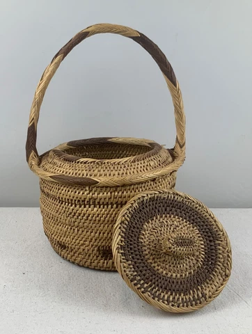 Vintage Ethnic Woven Decorated Basket with Handle and Knobbed Lid Cover