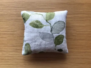 Zirbenholzkissen 10 x 10 cm - Bild 1 von 2