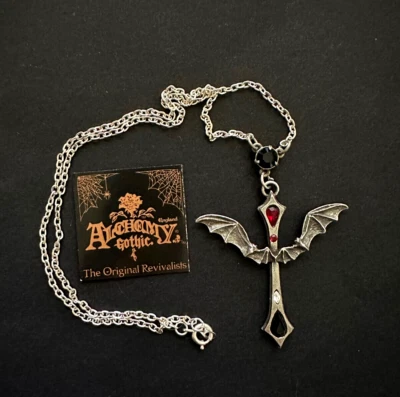 Pendente TWILIGHT CROSS ALCHEMY GOTHIC - Immagine 1 di 3