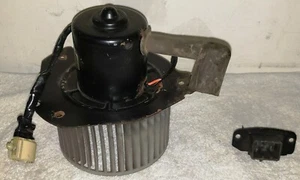 92-94 FORD EXPLORER Blower Motor and Regulator Resistor Pack - Picture 1 of 4