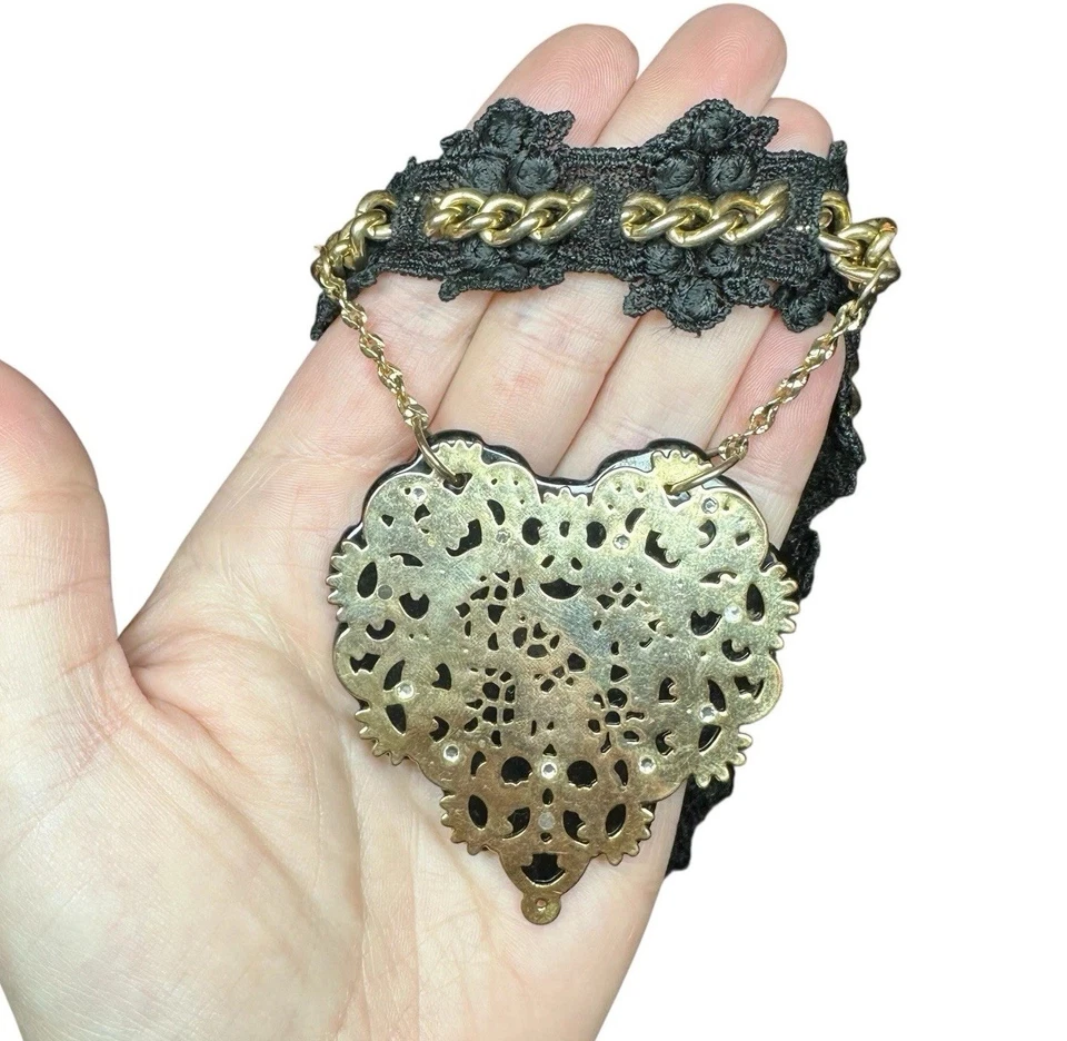 BETSEY JOHNSON Gold Tone LOVE ME Lg Heart CROCHETED Choker NECKLACE Steam Punk - Image 1 of 4