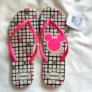 NWT Womens 9/10 Havaianas Flip Flops Sandals Disney Mickey Mouse Head Hot Pink - Picture 1 of 6