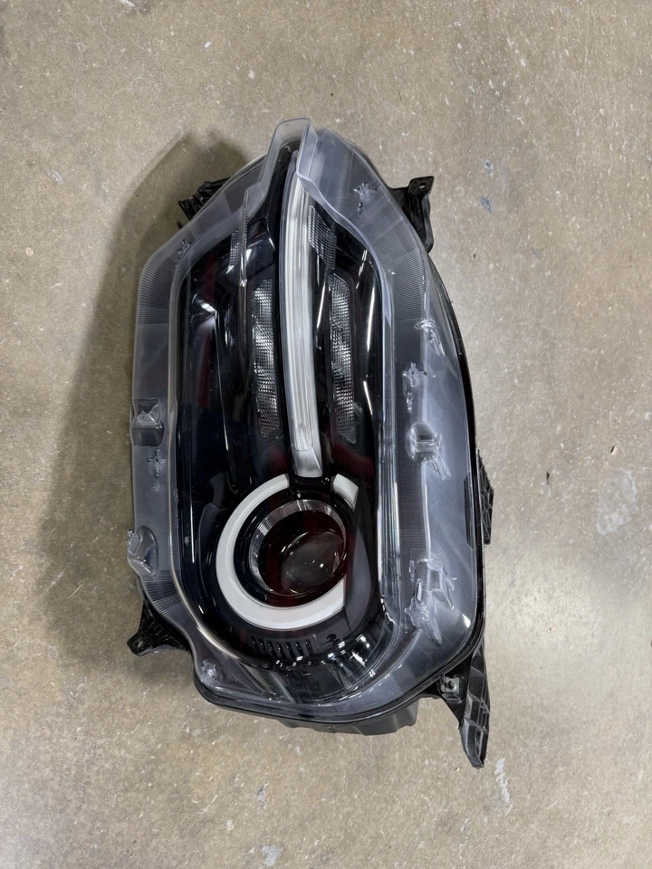 ¡Nuevo! Ford Branco Sport 2021-2024 lado izquierdo izquierdo LED con anillo DRL faro OEM Foto 1 de 4